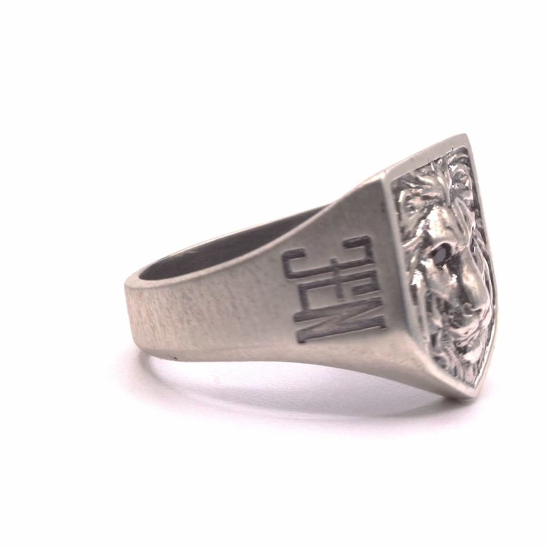 Anillo pequeño León