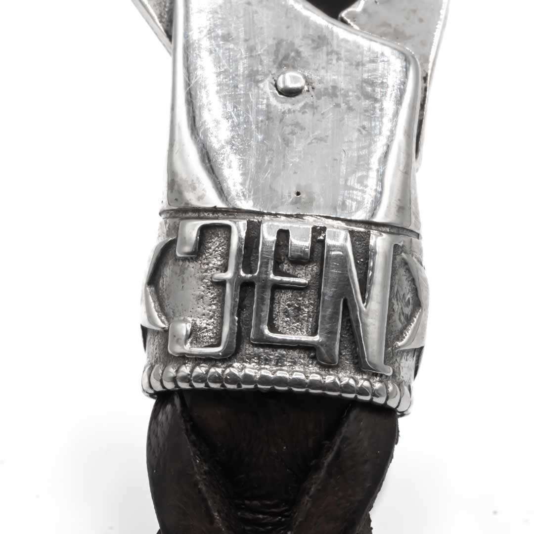 Pulsera cuero negro