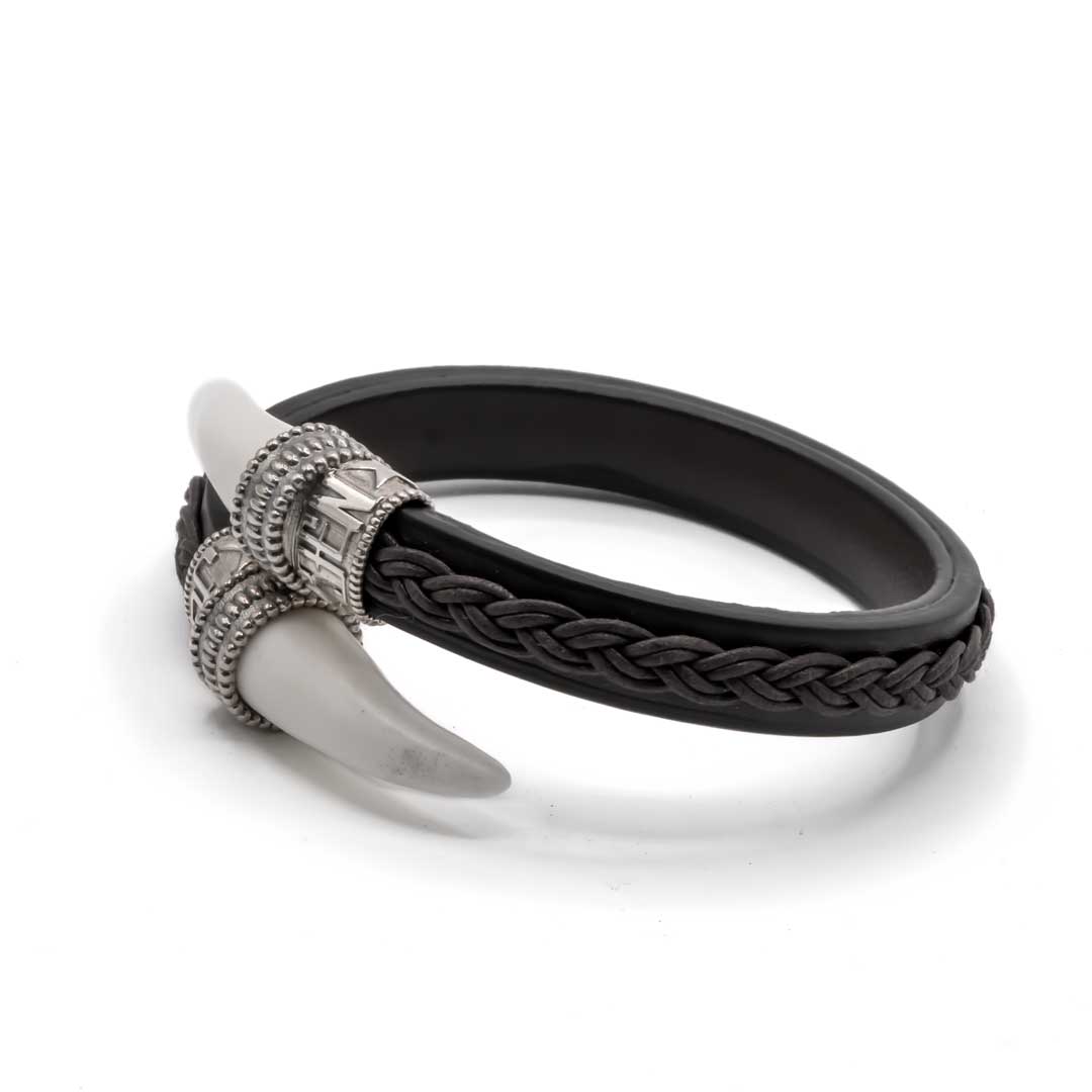 Pulsera cuero colmillos León